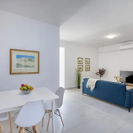 Calm 2br Flat Fast Wifi Garden View * Gzira