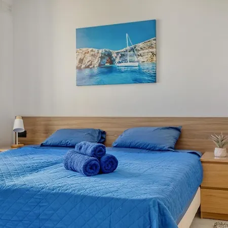 Calm 2br Flat Fast Wifi Garden View Gzira